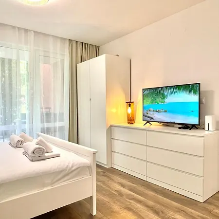Noks - Private - Bsr - 6 Apartment